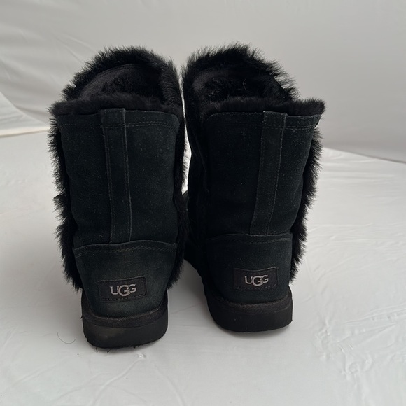 UGG Classic Short Fluff high low black winter boots - Picture 3 of 10